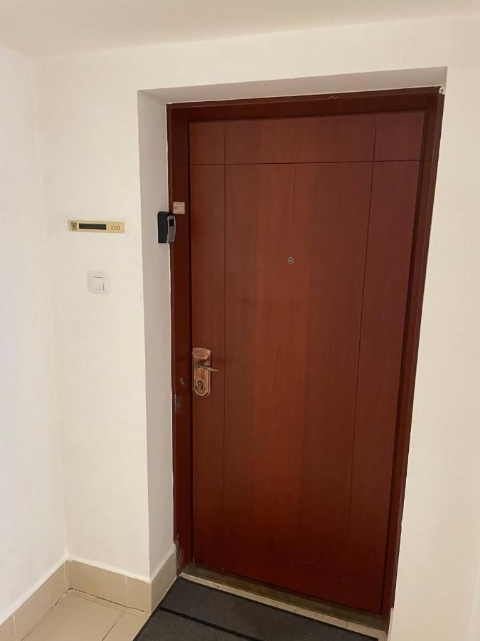 Bda H10 Apartment บูดาเปสต์ ภายนอก รูปภาพ